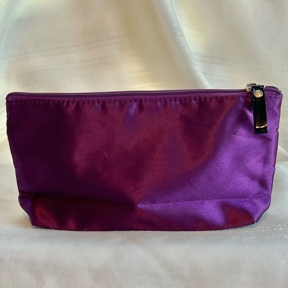 💋3/$18💋4/$20 Lancome‎ Purple Makeup Bag Black Rose Faux Leather Black Trim EUC - Picture 3 of 6